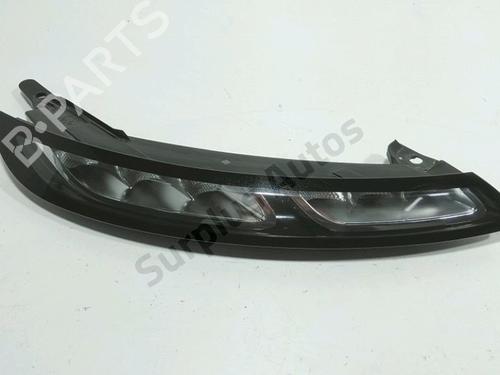 Used Right daytime light Right daytime light CITROËN C4 CACTUS 1.2 VTi 82 (82 hp) 40621584 40621584