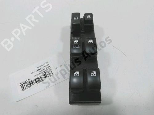 Used Left front window switch HYUNDAI TUCSON (JM) 2.0 CRDi (113 hp) 30999207