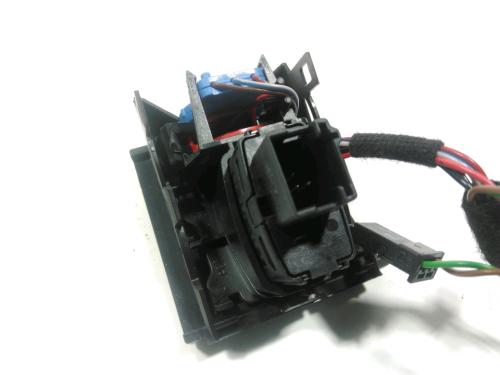 Warning switch BMW 1 (F21) M 135 i | BP37768175I22 - Image 2