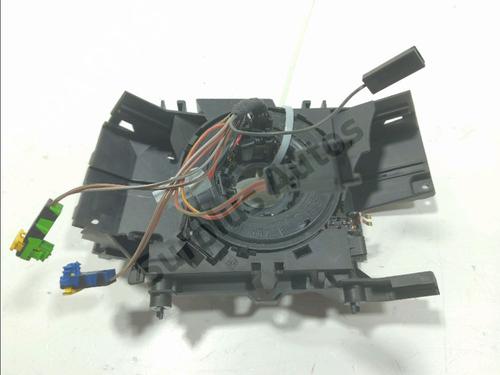 squib-airbag-renault-clio-iii-grandtour-kr01_-2007-39524783 main image