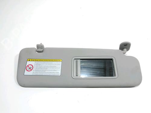 Used Right sun visor Right sun visor 37784618 37784618