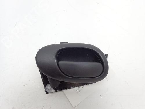 Used Front left interior door handle PEUGEOT 206+ (2L_, 2M_) 1.4 i (73 hp) 30996343