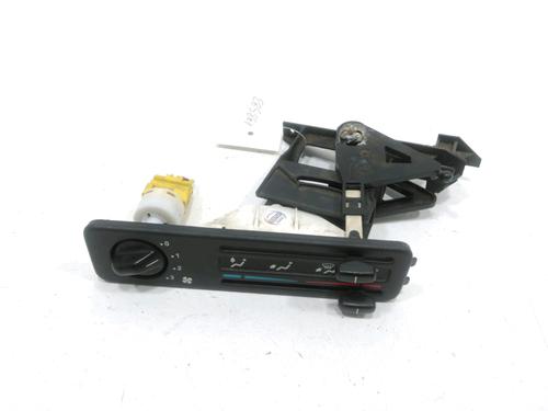 Used Climate control PEUGEOT 106 II (1A_, 1C_) 1.4 i (75 hp) 30988612