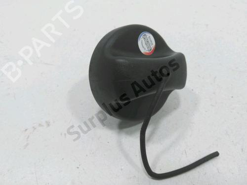 Used Fuel cap Fuel cap 30983876 30983876