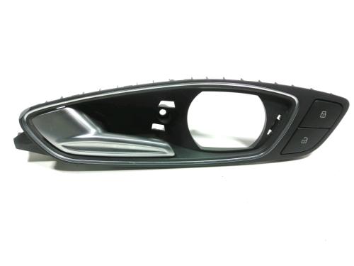 Used Front left interior door handle Front left interior door handle AUDI A1 (8X1, 8XK) 1.6 TDI (90 hp) 37775199 37775199