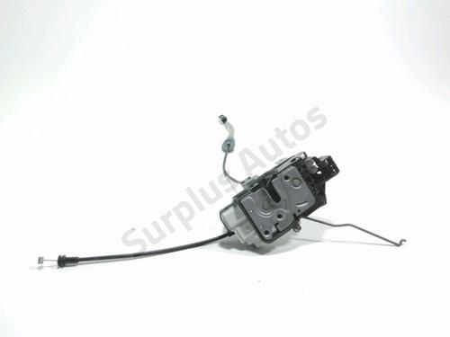 Used Front left lock VOLVO V40 Hatchback (525) D2 (120 hp) 29172813