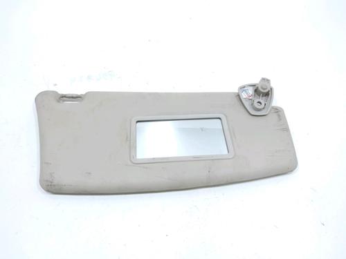 Used Right sun visor Right sun visor 31002592 31002592
