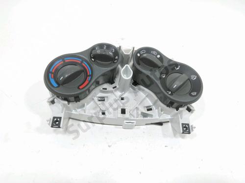 Used Climate control FIAT PANDA (169_) 1.2 4x4 (169.AXB2A) (60 hp) 30988696