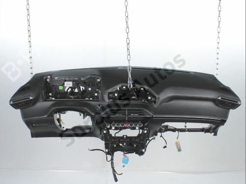 Used Dashboard Dashboard 39118056 39118056