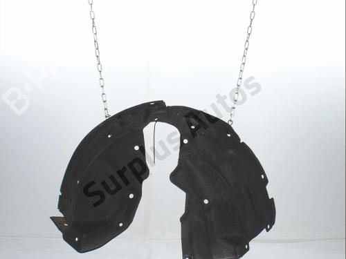wheel-arch-renault-megane-iv-hatchback-b9amn_-2015-40252031 main image