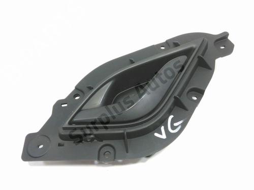 Used Front left interior door handle Front left interior door handle HYUNDAI ix20 (JC) 1.6 CRDI (116 hp) 33281388 33281388