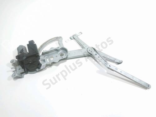 Used Front left window mechanism Front left window mechanism OPEL CORSA C (X01) 1.2 Twinport (F08, F68) (80 hp) 28241590 28241590