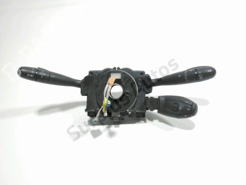 Used Steering wheel controls Steering wheel controls PEUGEOT 206+ (2L_, 2M_) 1.4 HDi eco 70 (68 hp) 40213050 40213050