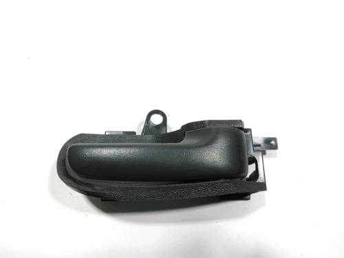 Used Front right interior door handle Front right interior door handle TOYOTA YARIS (_P1_) 1.4 D-4D (NLP10_, NLP10R) (75 hp) 28242826 28242826