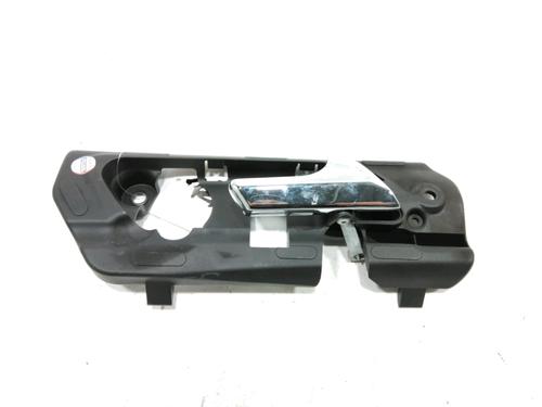 Used Rear right interior door handle Rear right interior door handle 30999830 30999830
