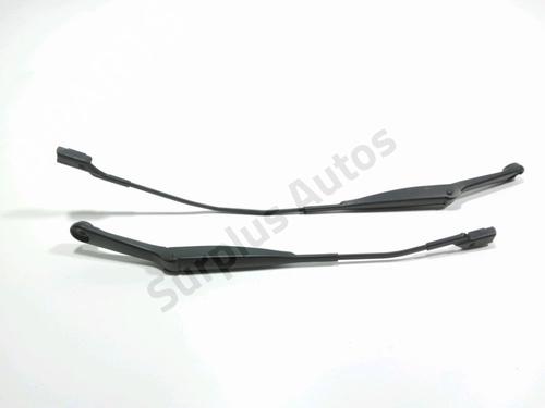 Used Front windshield wiper arm LANCIA YPSILON (312_) 1.2 (312.PXA1A, 312.YXA1A) (69 hp) 28272048