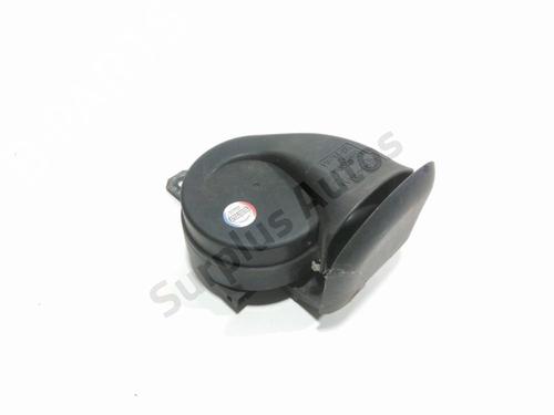Horn Horn TOYOTA VERSO (_R2_) 2.0 D-4D (AUR20_, AUR20R) (126 hp) 39705675 39705675