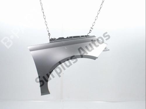 Used Right front fenders Right front fenders 37167867 37167867