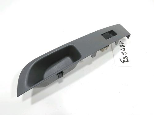 Used Right front window switch NISSAN MICRA III (K12) 1.5 dCi (65 hp) 30994261