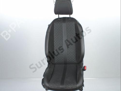 Used Right front seat Right front seat PEUGEOT 2008 II (UD_, US_, UY_, UJ_, UR_, UC_) 1.2 PureTech 130 (USHNS, URHNS) (130 hp) 33034771 33034771