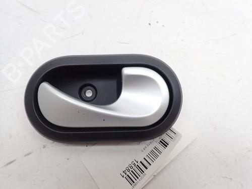 Used Rear right interior door handle DACIA SANDERO 1.5 dCi (86 hp) 30999825