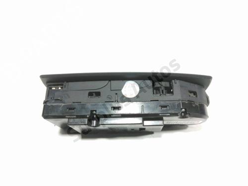 Left front window switch BMW X3 (E83) 2.0 d | BP39765487I27 - Image 2