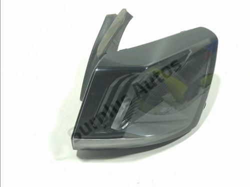 Used Right taillight PEUGEOT 3008 II SUV (MC_, MR_, MJ_, M4_) 1.5 BlueHDi 130 (131 hp) 31694331