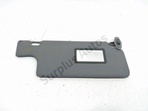 Used Right sun visor Right sun visor 31002826 31002826