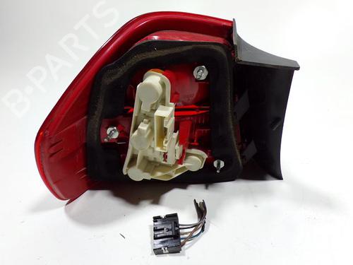 Right taillight BMW 3 (E90) 318 d | BP37788247C35 - Image 2