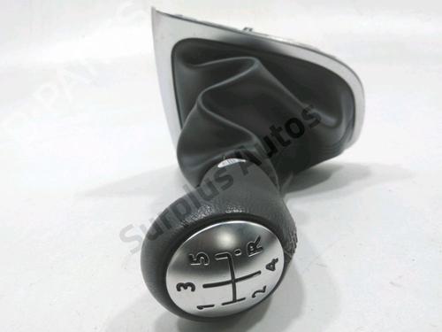 shift-knob-renault-clio-iv-bh_-2012-2013-2014-2015-2016-2017-2018-2019-2020-2021-34178069 main image