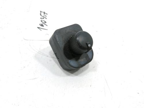 Spejlkontakt Spejlkontakt AUDI A4 B7 (8EC) 2.0 TDI (170 hp) 30994629 30994629