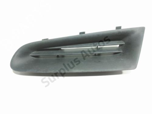 Used Grille RENAULT CLIO III (BR0/1, CR0/1) 1.5 dCi (BR17, CR17) (86 hp) 32040709