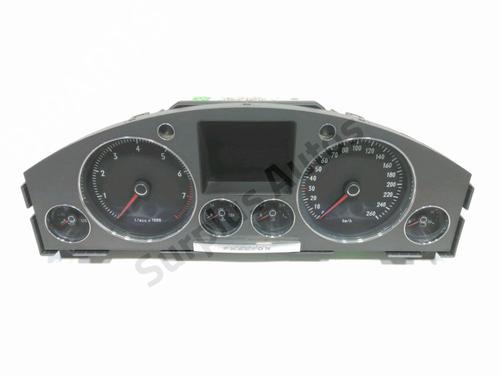 Used Instrument cluster Instrument cluster VW PHAETON (3D1, 3D2, 3D3, 3D4, 3D6, 3D7, 3D8, 3D9) 3.2 V6 4motion (241 hp) 33713762 33713762