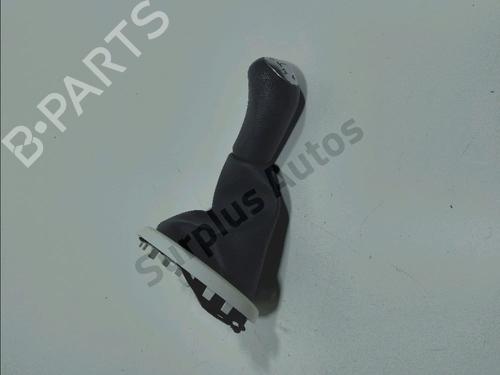 Used Shift knob Shift knob RENAULT TWINGO III (BCM_, BCA_) 1.0 SCe 70 (71 hp) 33459376 33459376