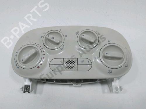 climate-control-fiat-500-312_-2007-38742831 main image