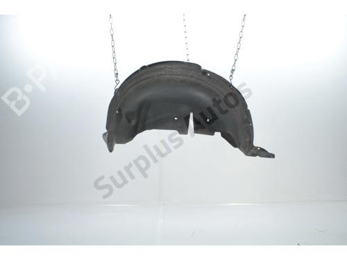 wheel-arch-renault-megane-iii-hatchback-bz01_-b3_-2008-32261029 main image