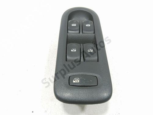 Used Left front window switch Left front window switch RENAULT CLIO III Grandtour (KR0/1_) 1.5 dCi (KR0F) (86 hp) 40060133 40060133