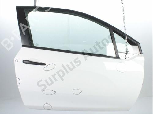 right-front-door-peugeot-208-i-ca_-cc_-2012-2013-2014-2015-2016-2017-2018-2019-2020-2021-32260909 main image