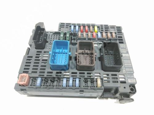 Used Electronic module Electronic module PEUGEOT 308 II (LB_, LP_, LW_, LH_, L3_) 1.6 HDi (92 hp) 33686217 33686217