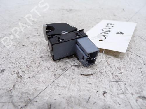 Right front window switch VW PASSAT B6 (3C2) 2.0 TDI | BP37772822I26 - Image 2