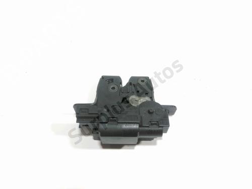 Used Tailgate lock RENAULT TWINGO II (CN0_) 1.5 dCi (CN0E) (64 hp) 30119232