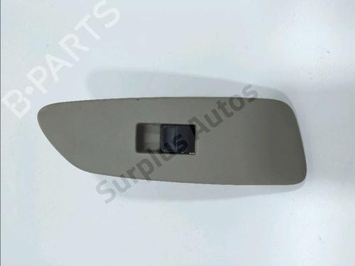 Used Right front window switch TOYOTA AURIS (_E15_) 2.0 D-4D (ADE150_, ADE150R) (126 hp) 31327081