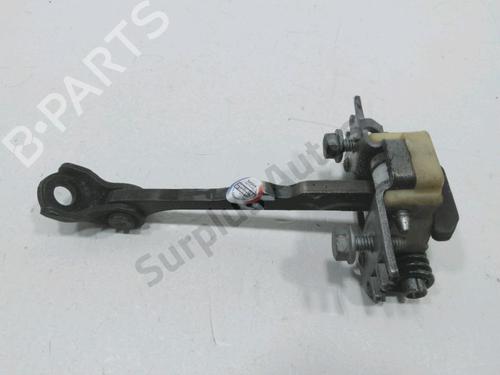 Used Hinge/Door check strap RENAULT TWINGO II (CN0_) 1.2 16V (CN04, CN0B) (75 hp) 30998820