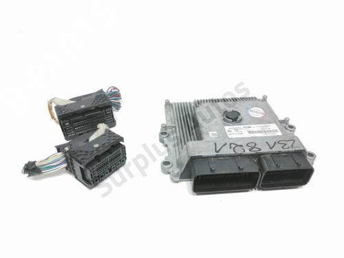 Used Engine control unit (ECU) PEUGEOT 2008 II (UD_, US_, UY_, UJ_, UR_, UC_) 1.2 PureTech 130 (USHNS, URHNS) (130 hp) 29856902