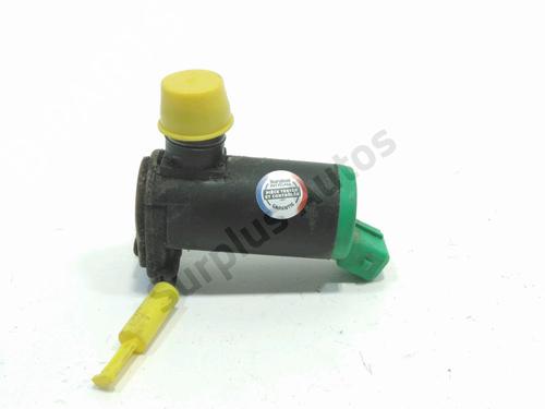 Used Washer pump PEUGEOT 106 I (1A, 1C) 1.1 (60 hp) 32181768