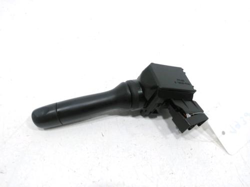 Switch TOYOTA YARIS (_P9_) 1.4 D-4D (NLP90_, NLP90R) | BP37767890I30 - Image 2