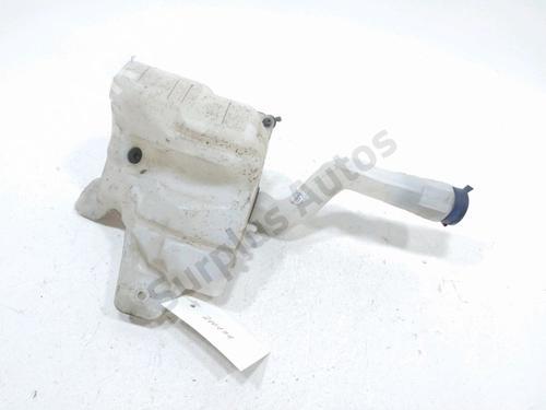 Used Windscreen washer tank ALFA ROMEO MITO (955_) 1.4 TJet (955AXA1B) (155 hp) 31008811