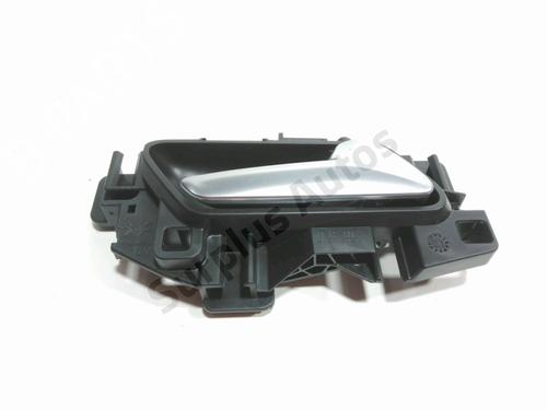 Used Rear right interior door handle Rear right interior door handle 30584887 30584887