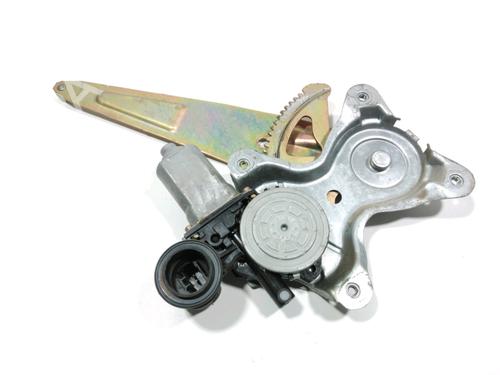 Rudehejsemekanisme venstre bagtil TOYOTA RAV 4 II (_A2_) 2.0 D 4WD (CLA20_, CLA21_, CLA20R, CLA21R) (116 hp) 28251368