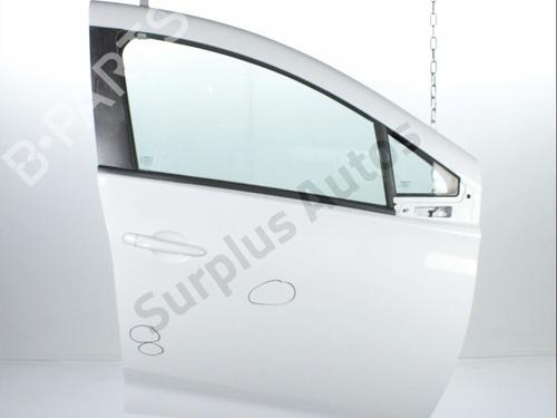 Used Right front door RENAULT ZOE (BFM_) ZOE (92 hp) 31822486